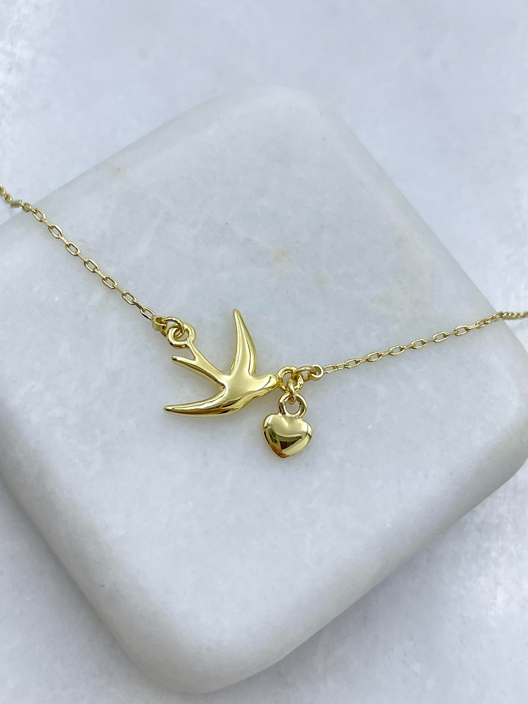 Altın Kaplama Kalp Sallantılı Kuş Model Zincir Kolye Gold