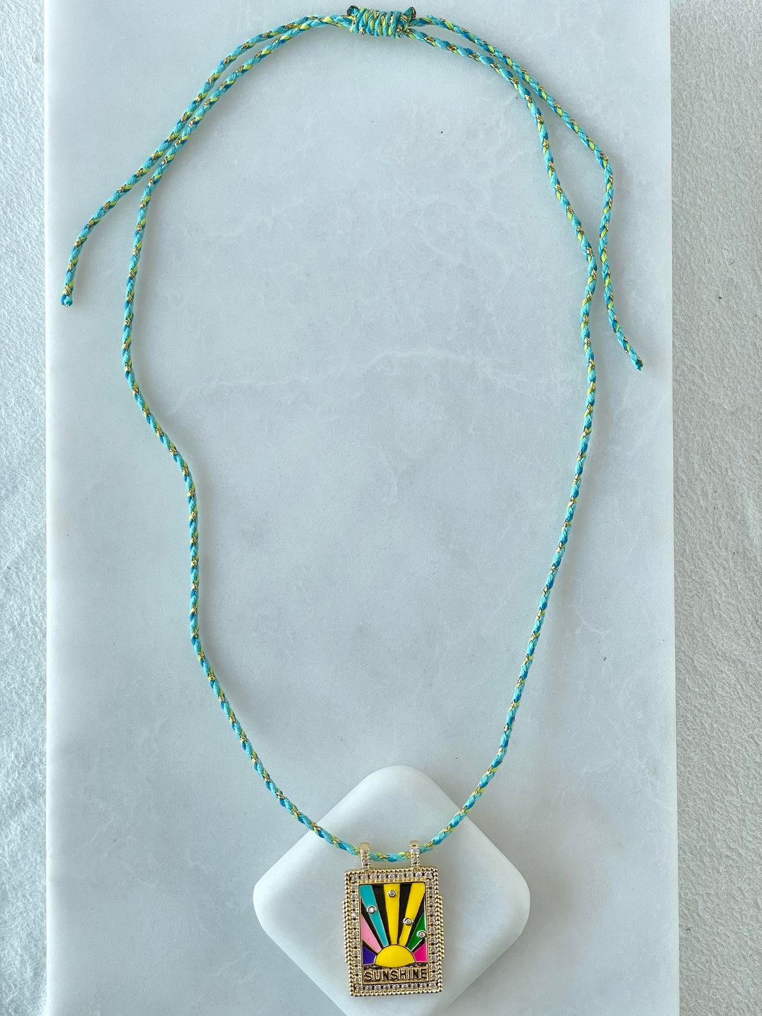 Sunshine Sallantılı Işıltılı İp Kolye Gold