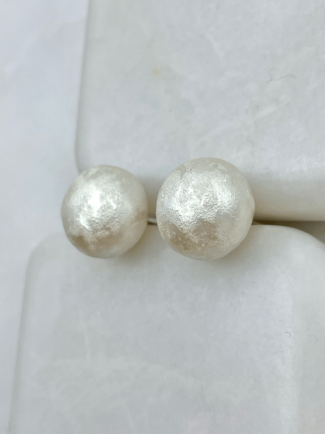 Özel Seri Eskitme Model İnci Küpe Gold