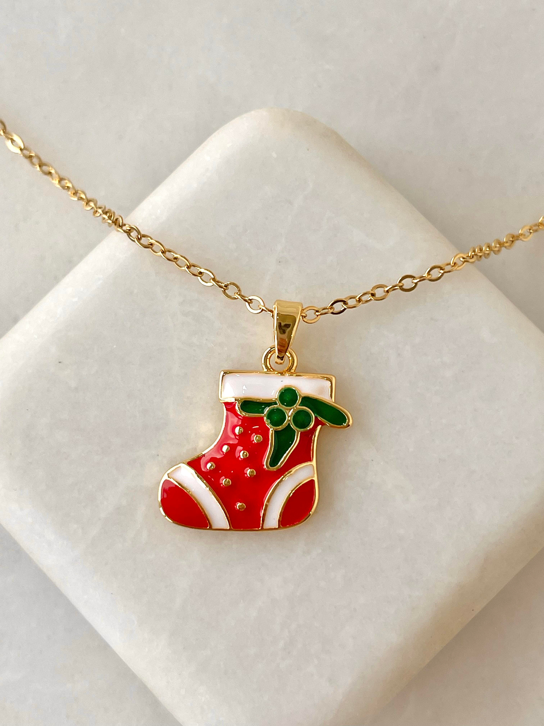 Çelik Mineli Kırmızı Noel Çorap Kolye