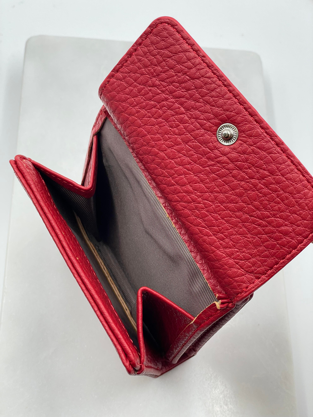 Küçük Kapaklı Cüzdan Kırmızı