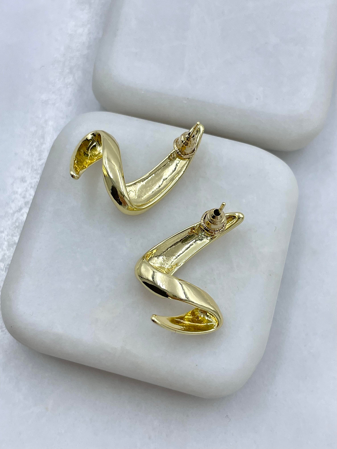 Altın Kaplama Dalga Küpe Gold