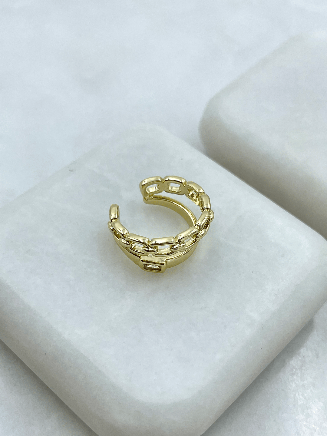 Altın Kaplama Zincir Model Kıkırdak Küpe Gold