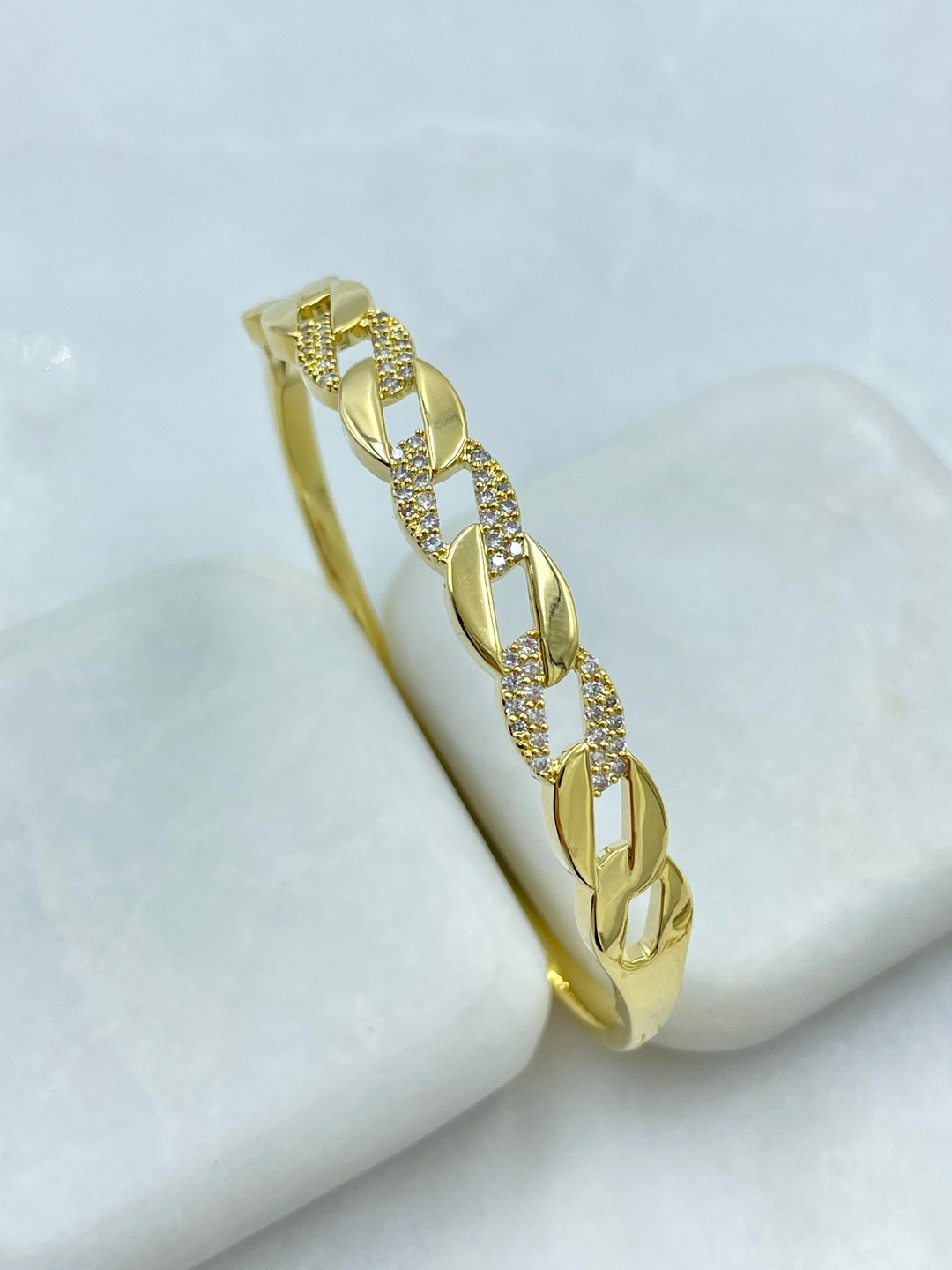 Özel Seri Gömme Taşlı Zincir Model Kelepçe Bileklik Gold