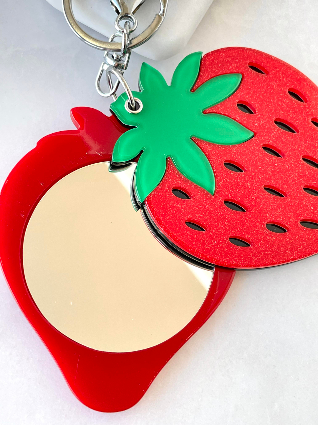 Çilek Aynalı Çanta Anahtarlık / Çanta Aksesuarı Renkli