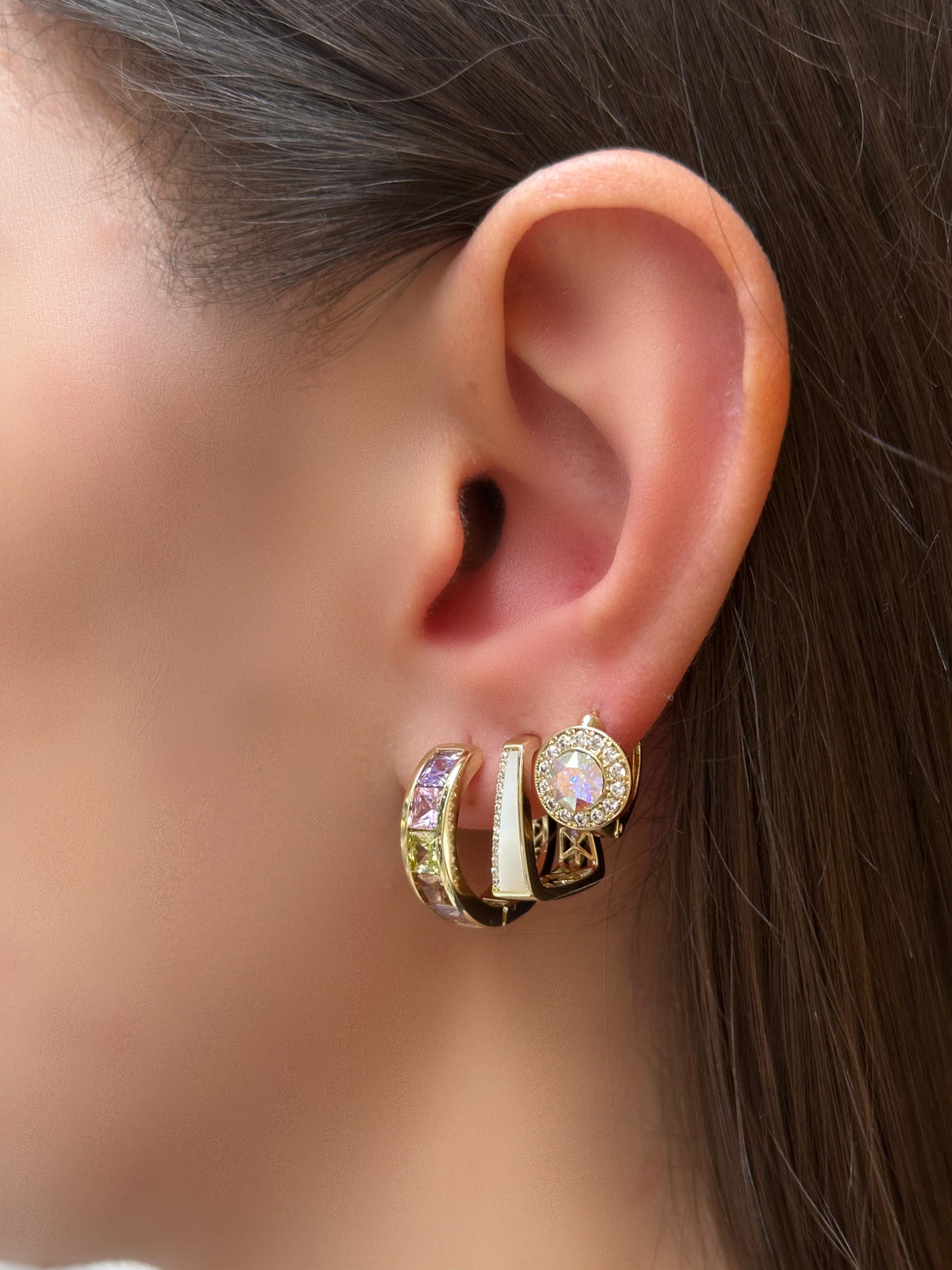 Özel Seri Gömme Taşlı Sedefli Tasarım Küpe Gold