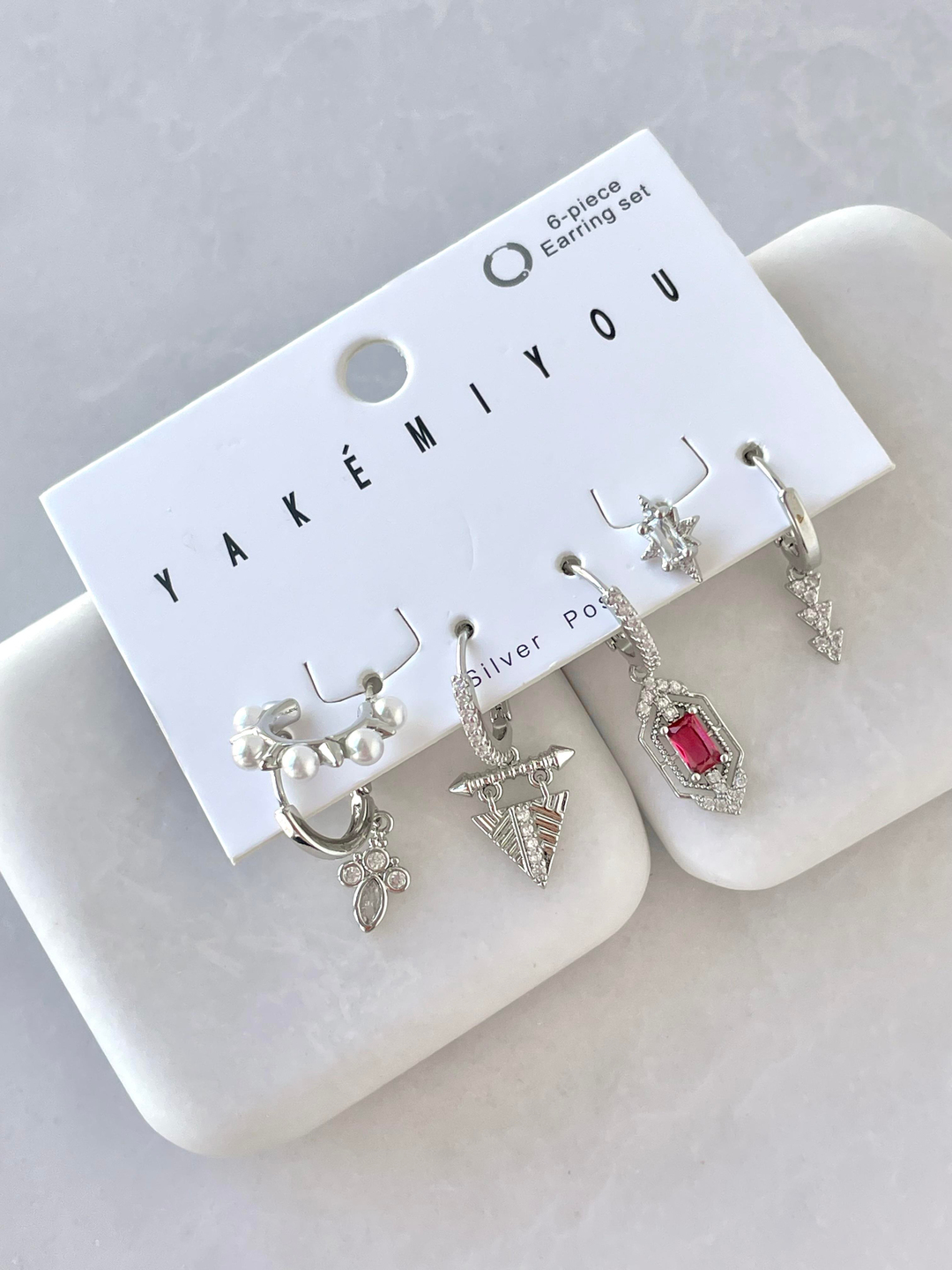 Özel Seri Altılı Gömme Taşlı Geometrik Model Küpe Gümüş Renk Gümüş