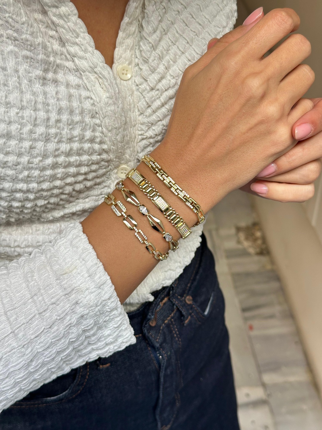 Özel Seri Zirkon Taşlı Plaka Model Kordon Bileklik Gold