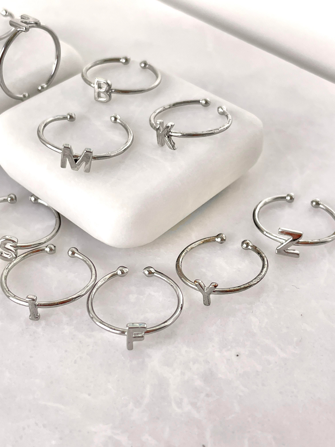 Minimal Harf Yüzük