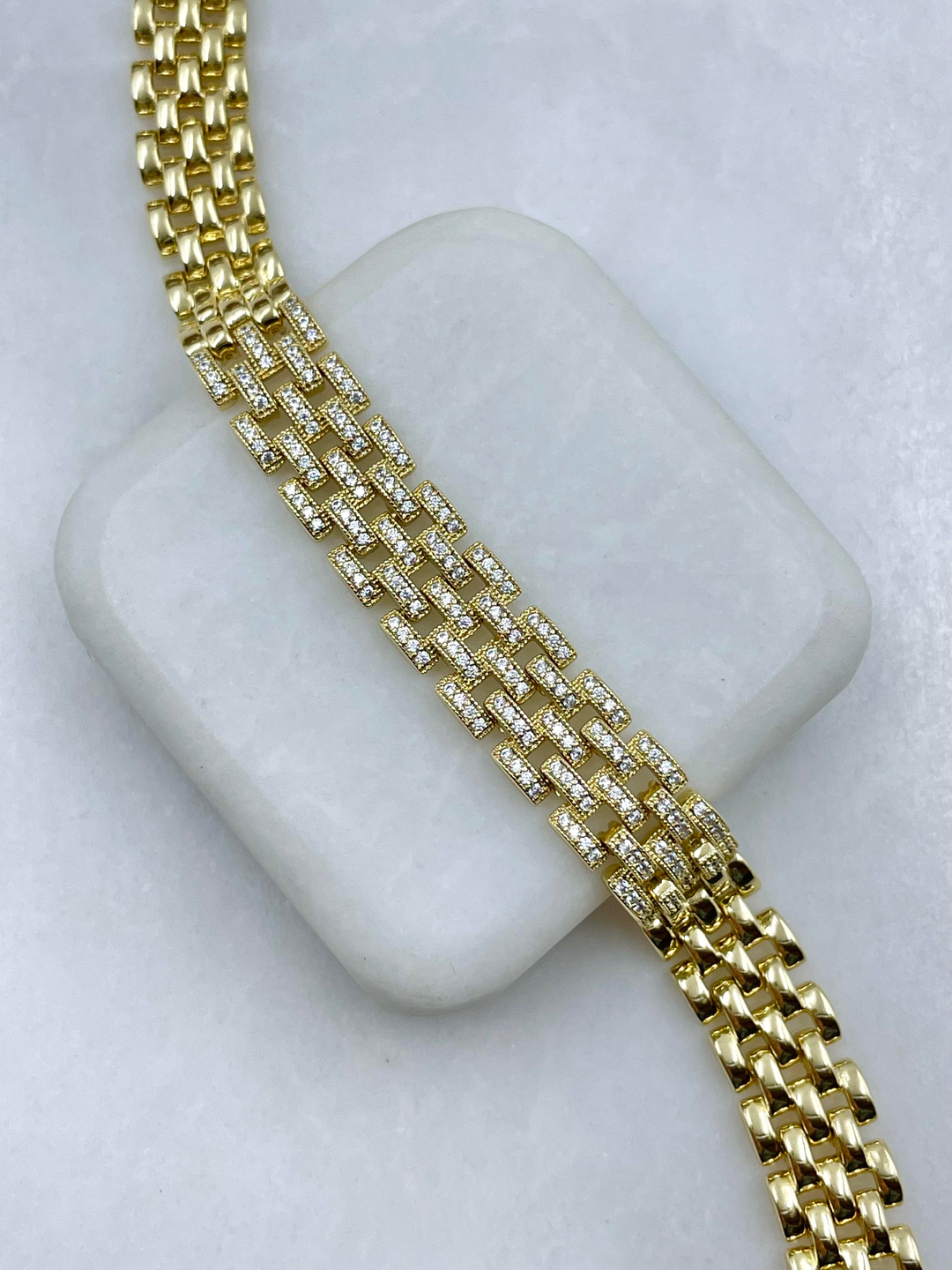 Özel Seri Gömme Taşlı Hasır Bileklik Gold