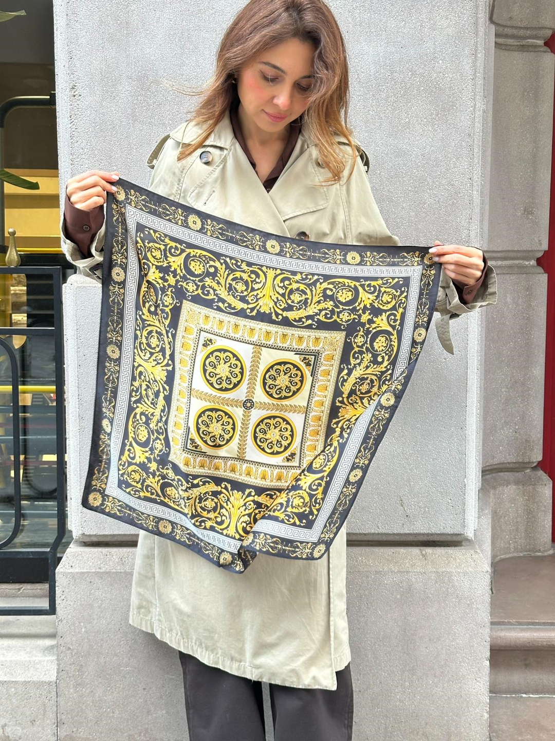 Gold Desenli Fular 70 x 70 cm Renkli