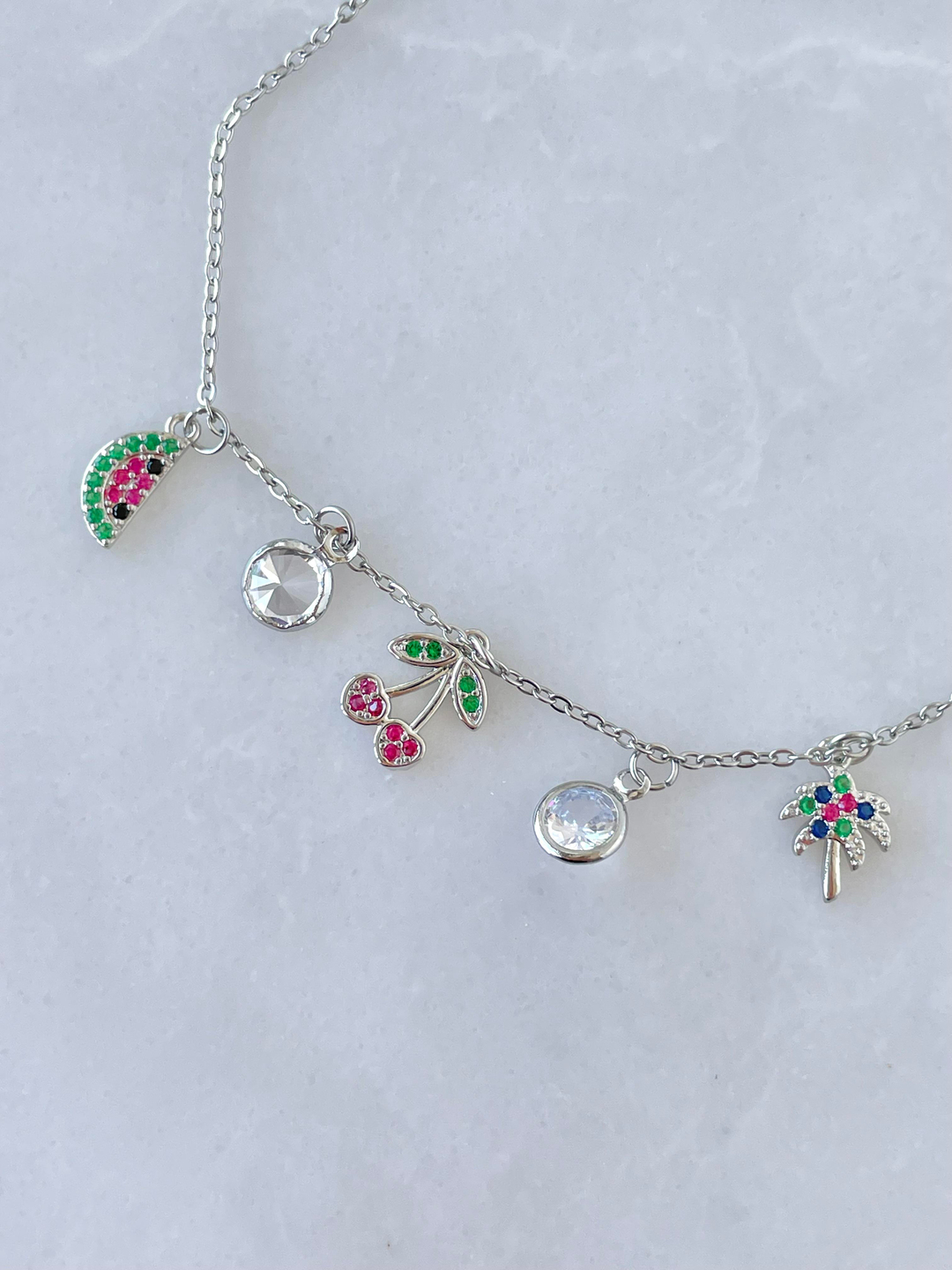 Çelik Renkli Kiraz ve Karpuz Sallantılı Bileklik Gümüş