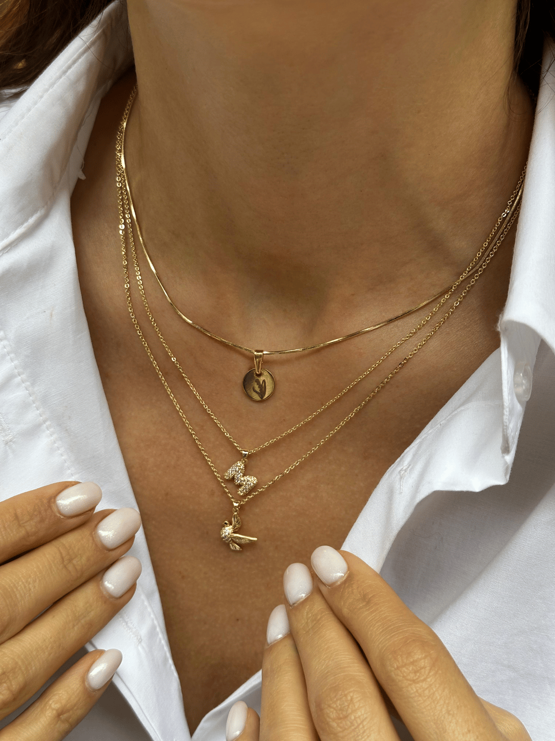 Altın Kaplama Gömme Taşlı Küçük Bombeli Harf Kolye Gold