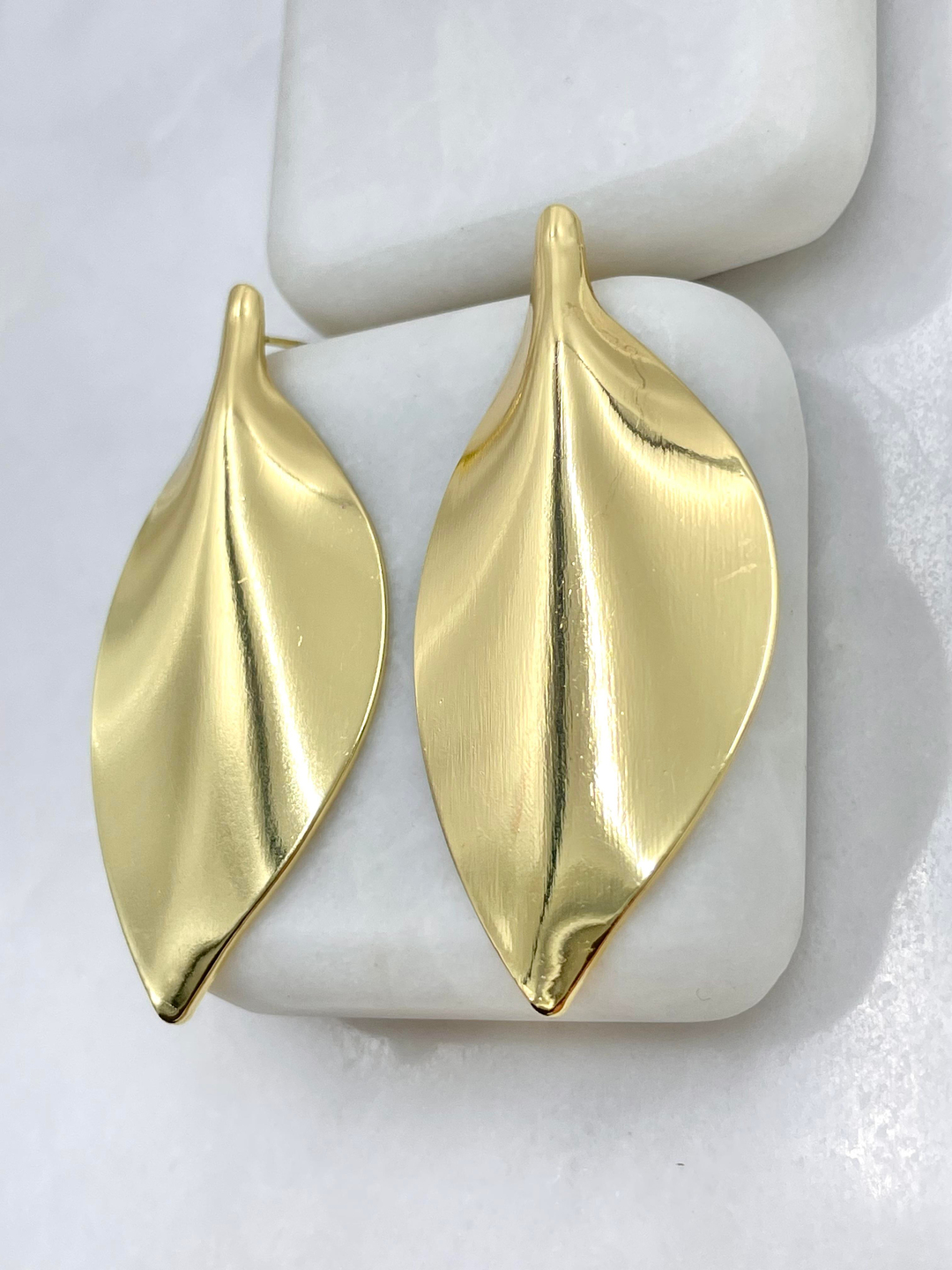 Altın Kaplama Yaprak Plaka Küpe Gold