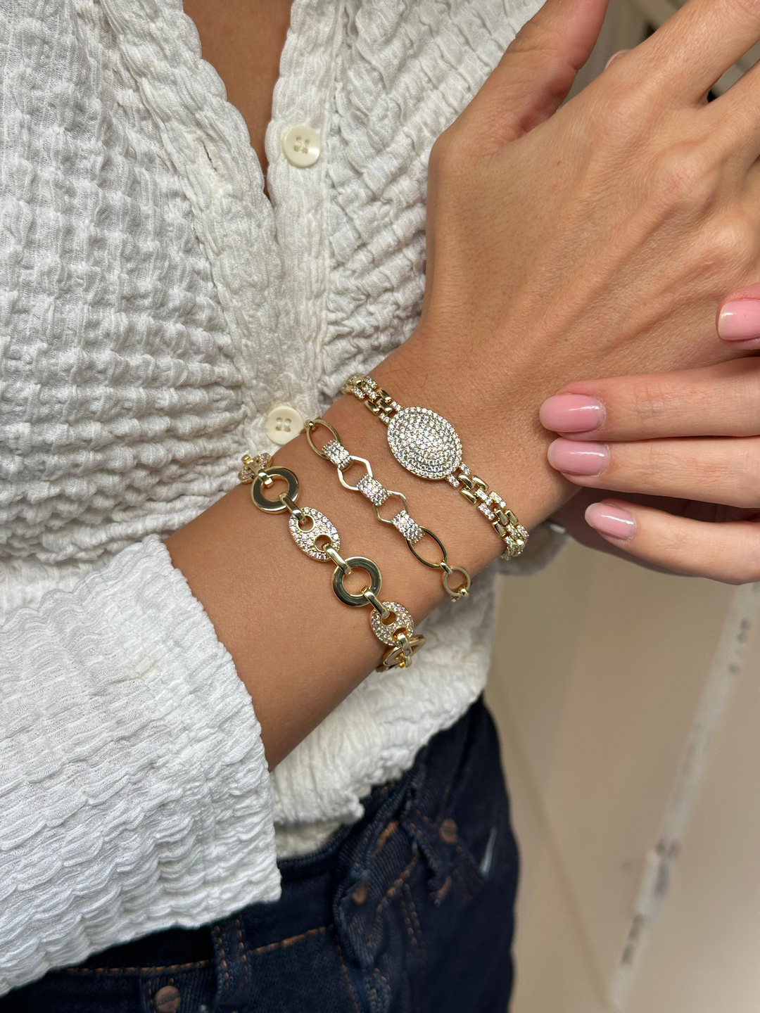 Özel Seri Zirkon Taşlı Daire Model Kordon Bileklik Gold