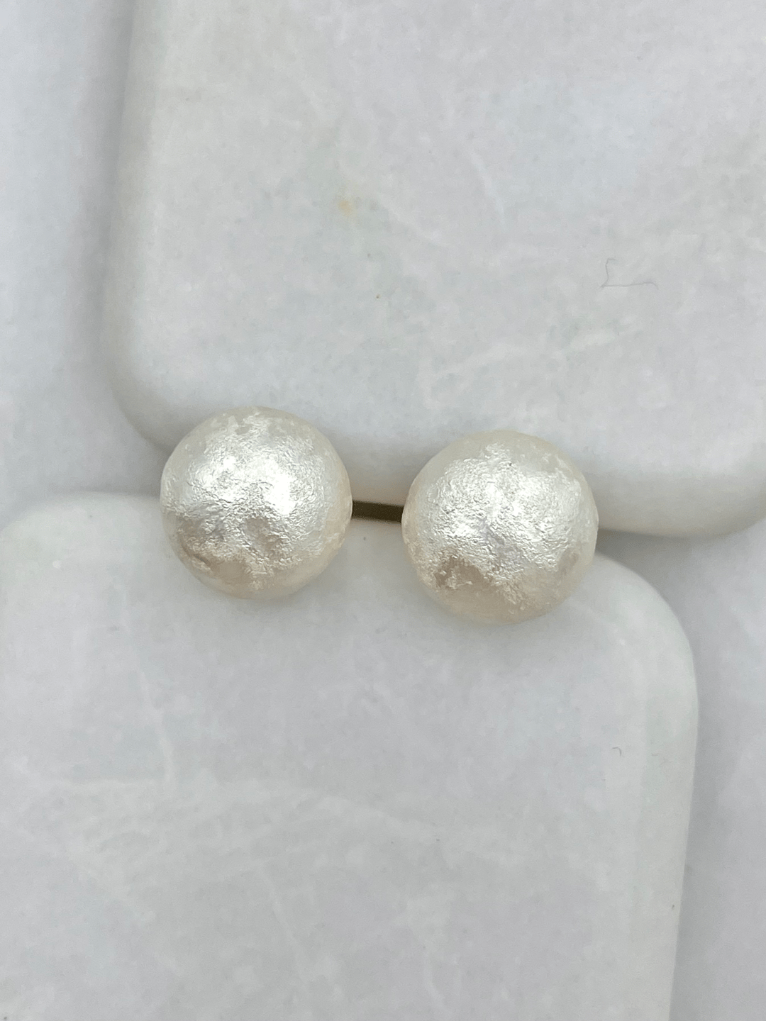 Özel Seri Eskitme Model İnci Küpe Gold