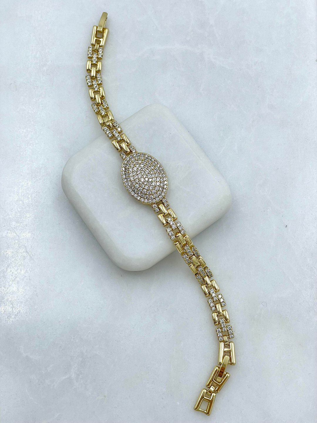 Özel Seri Zirkon Taşlı Daire Model Kordon Bileklik Gold