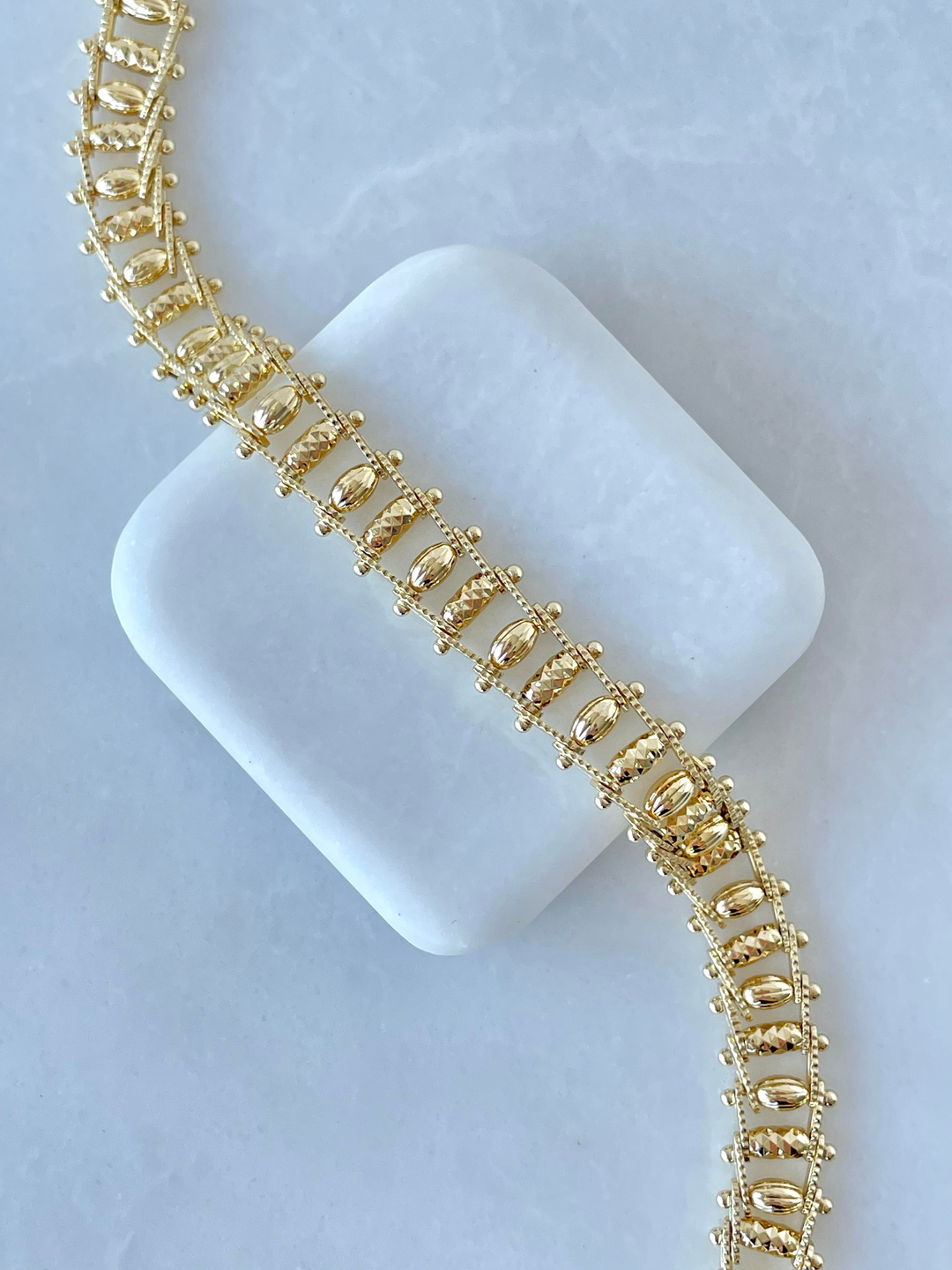 Özel Seri Lazer Kesim Işıltılı Silindir Bileklik Gold