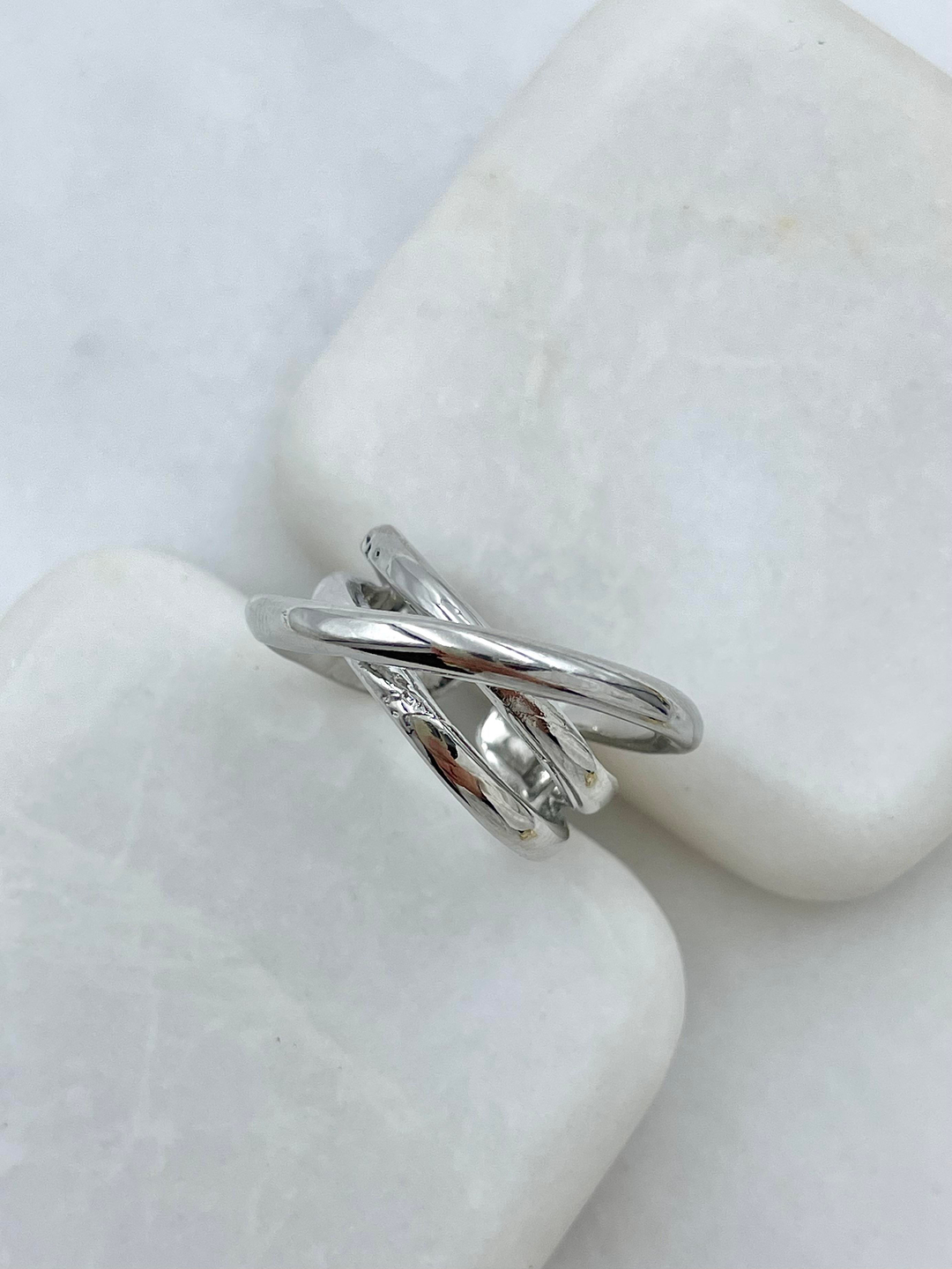 Altın Kaplama Halka Geçmeli Tasarım Yüzük Gümüş