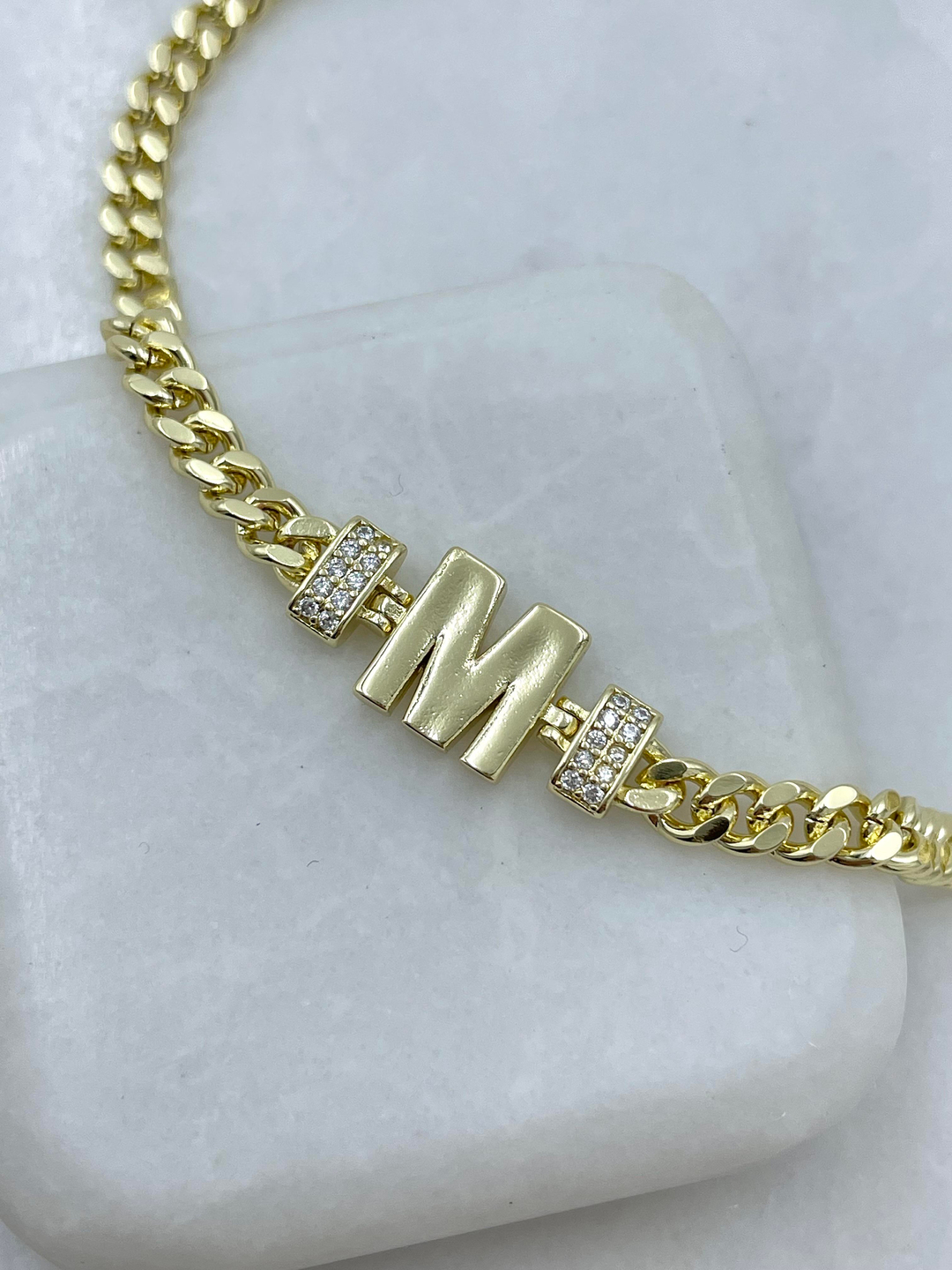 Altın Kaplama Harfli Zincir Bileklik Gold