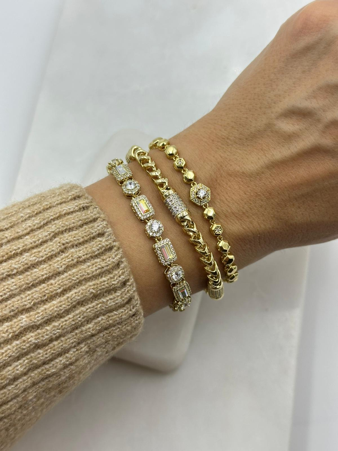 Özel Seri Üçlü Silindir Tasarım Zincir Bileklik Gold