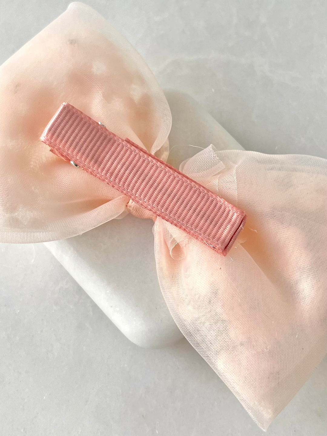 İncili Fiyonk Pens Toka Toz Pembe