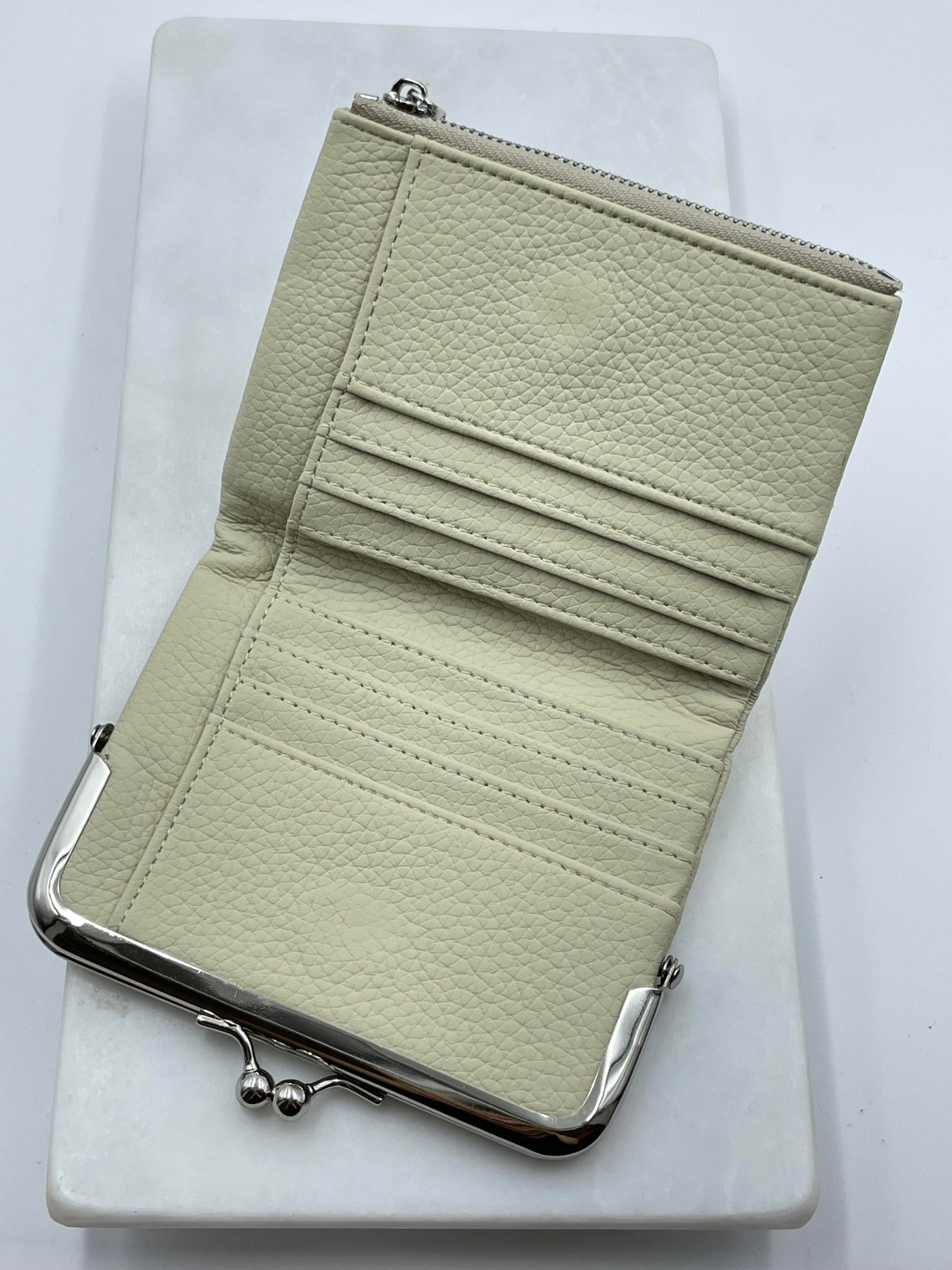 Çantalı Cüzdan Ekru