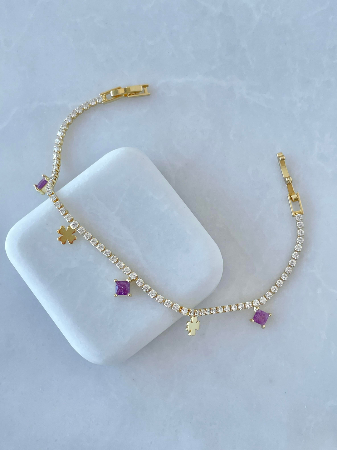 Çelik Kristal ve Yonca Sallantılı Su Yolu Bileklik Mor