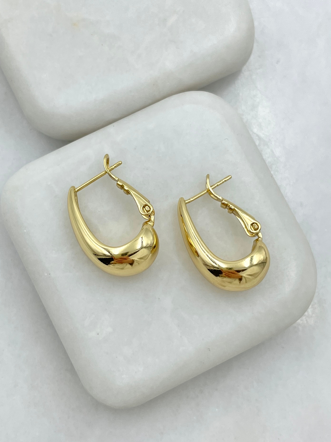 Özel Seri Bombeli Damla Model Küpe Gold