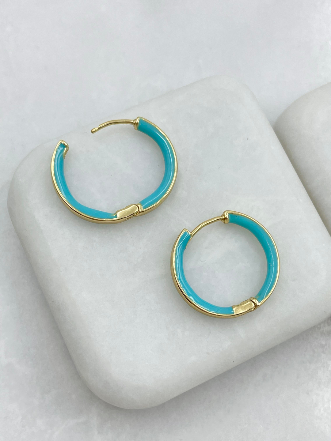 Özel Seri Turkuaz Mine Geçişli Basic Halka Küpe 1.9 cm Gold