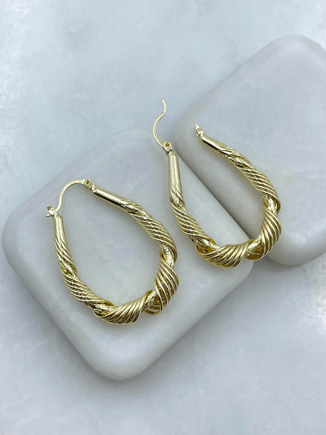 Altın Kaplama Sarmal Oval Küpe Gold