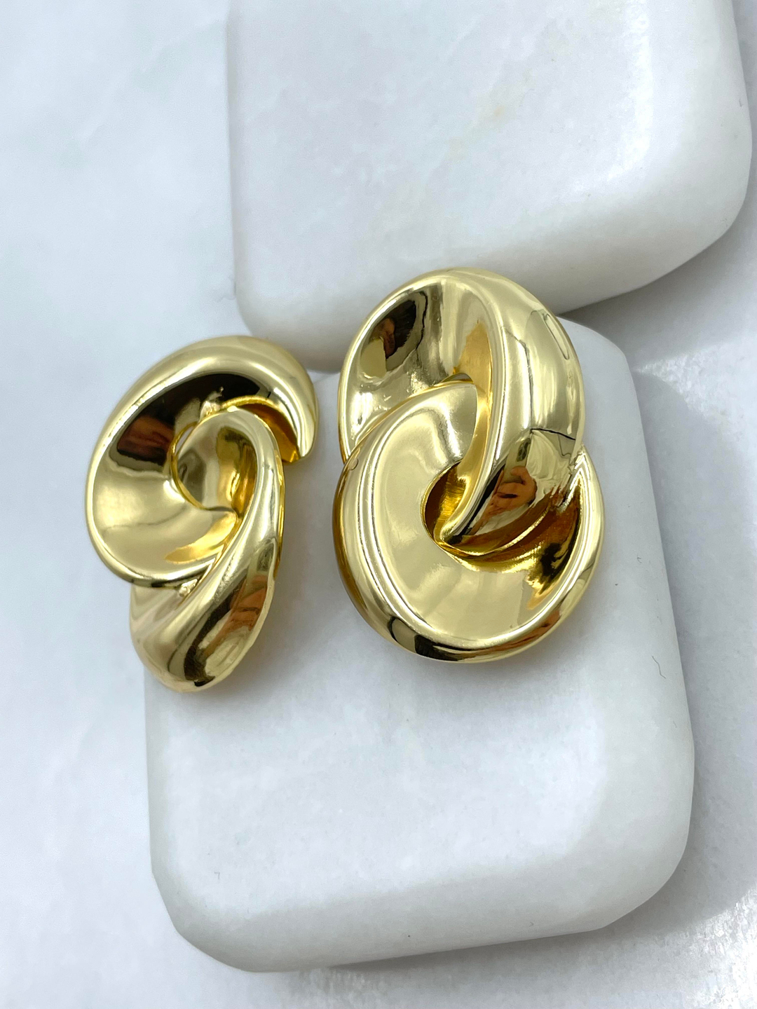 Altın Kaplama Sarmal Tasarım Küpe Gold