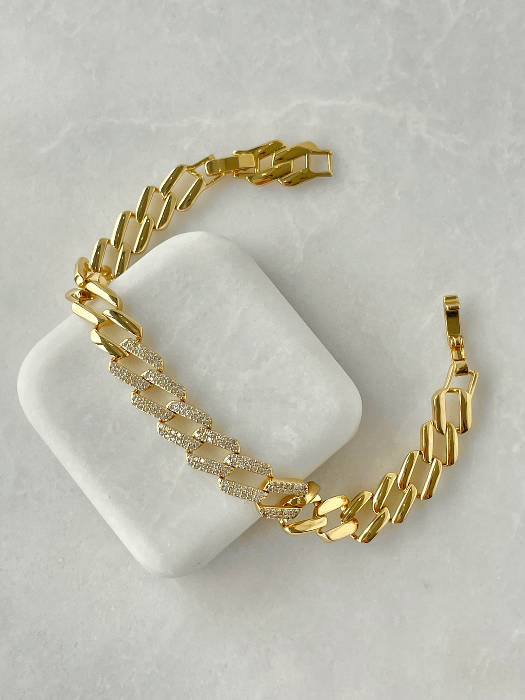 Özel Seri Zirkon Taşlı Zincir Model Bileklik