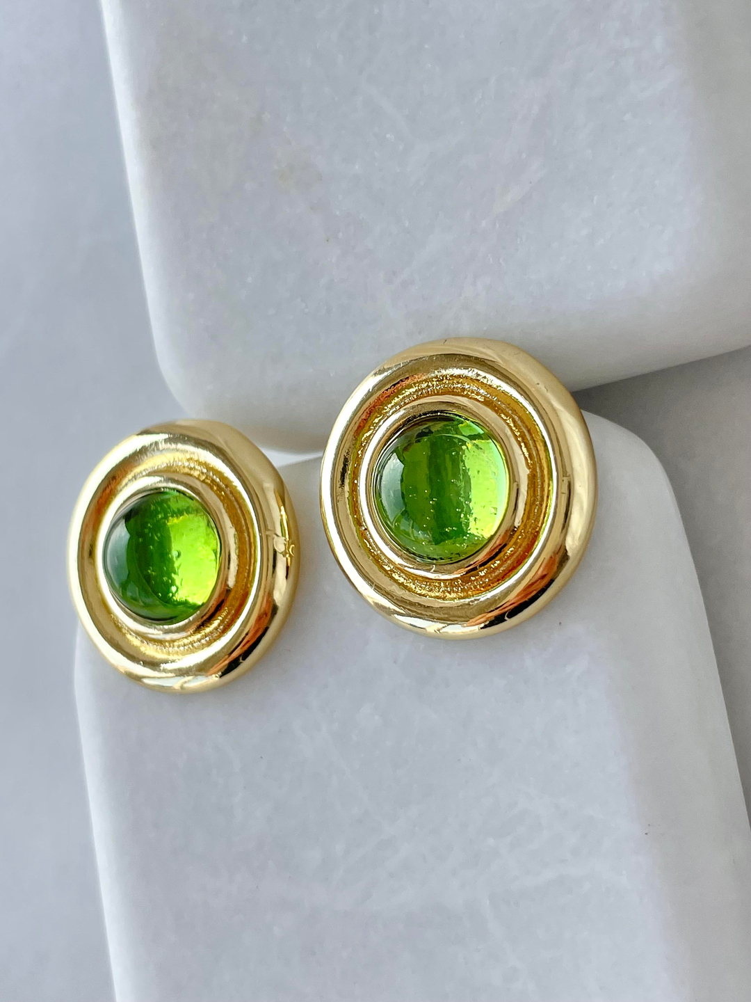 Altın Kaplama Parlak Taşlı Daire Küpe Yeşil