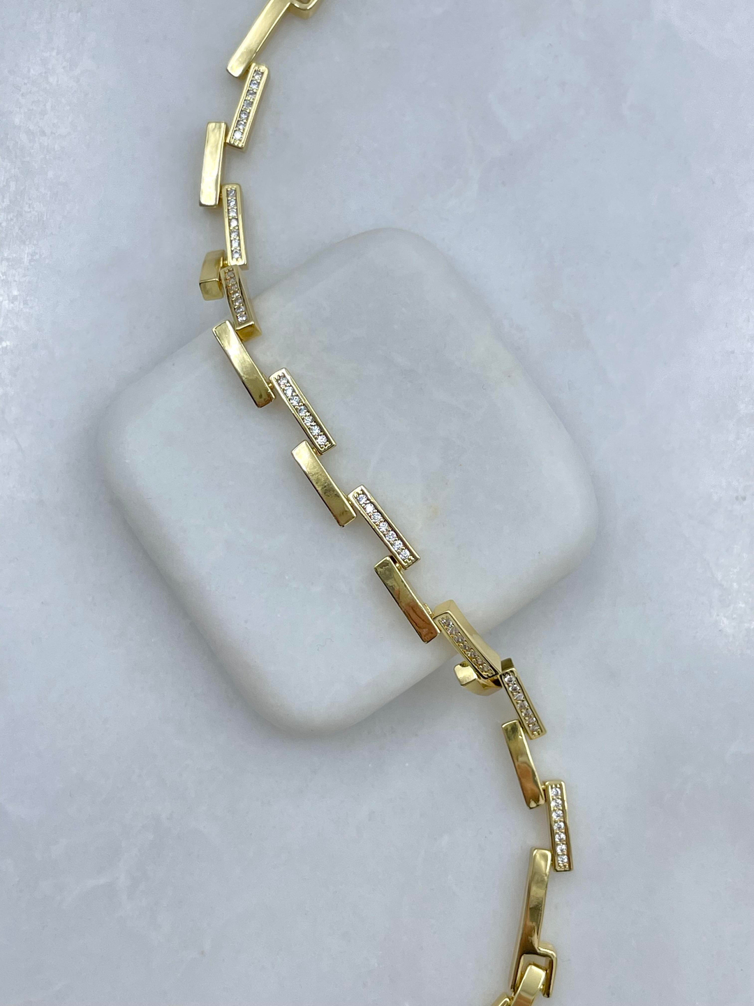 Altın Kaplama Gömme Taşlı Dizi İkili Sütun Bileklik Gold