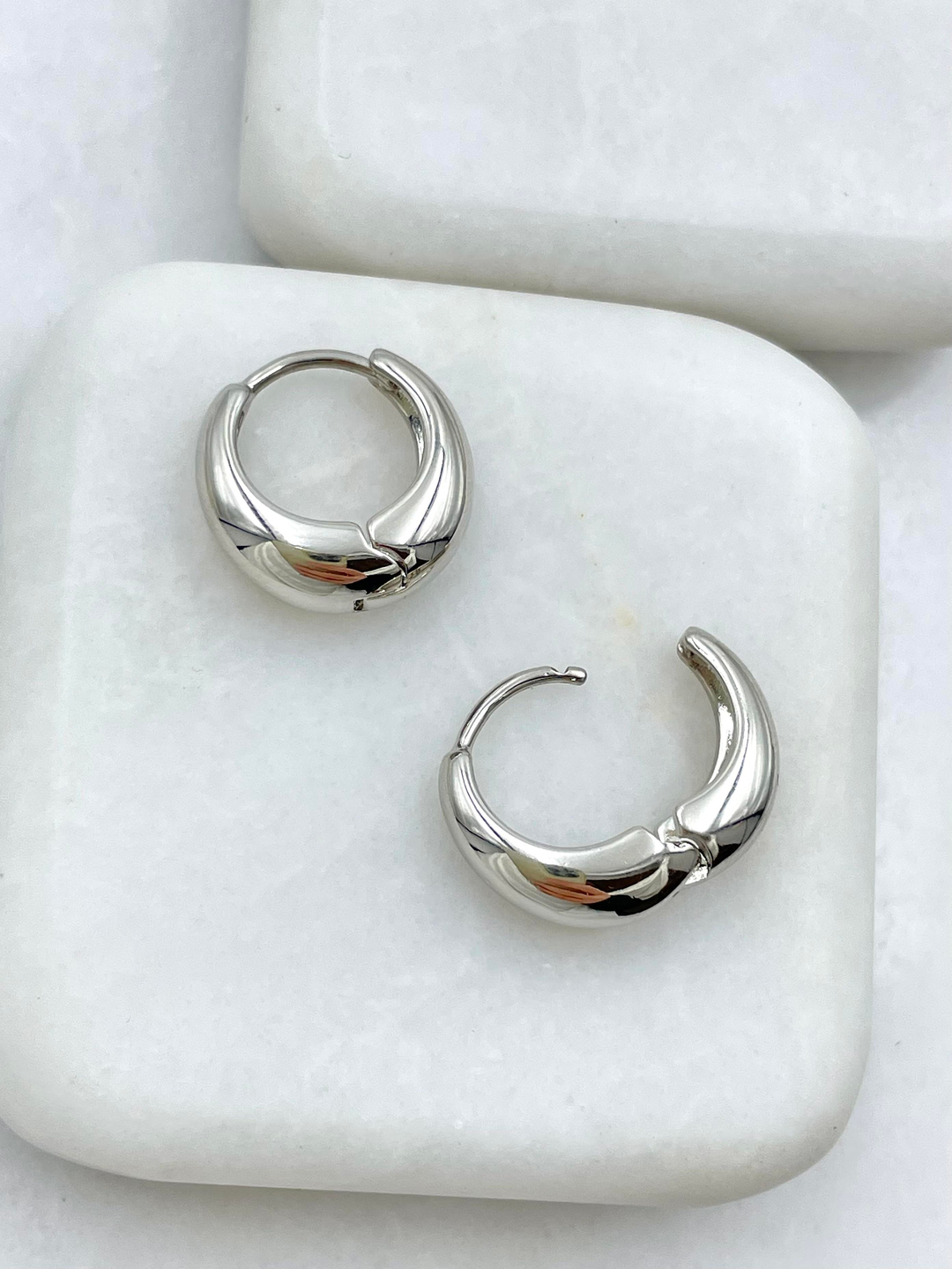 Özel Seri Bombeli Damla Model Küpe Gümüş