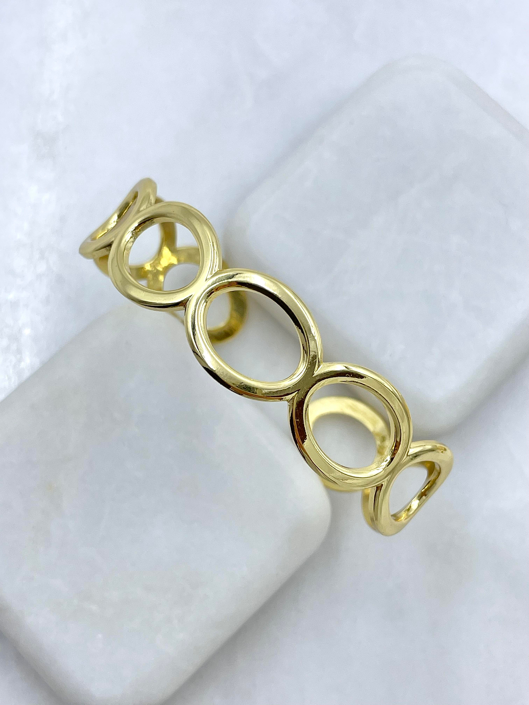 Çelik İçi Boş Daire Model Kelepçe Bileklik Gold