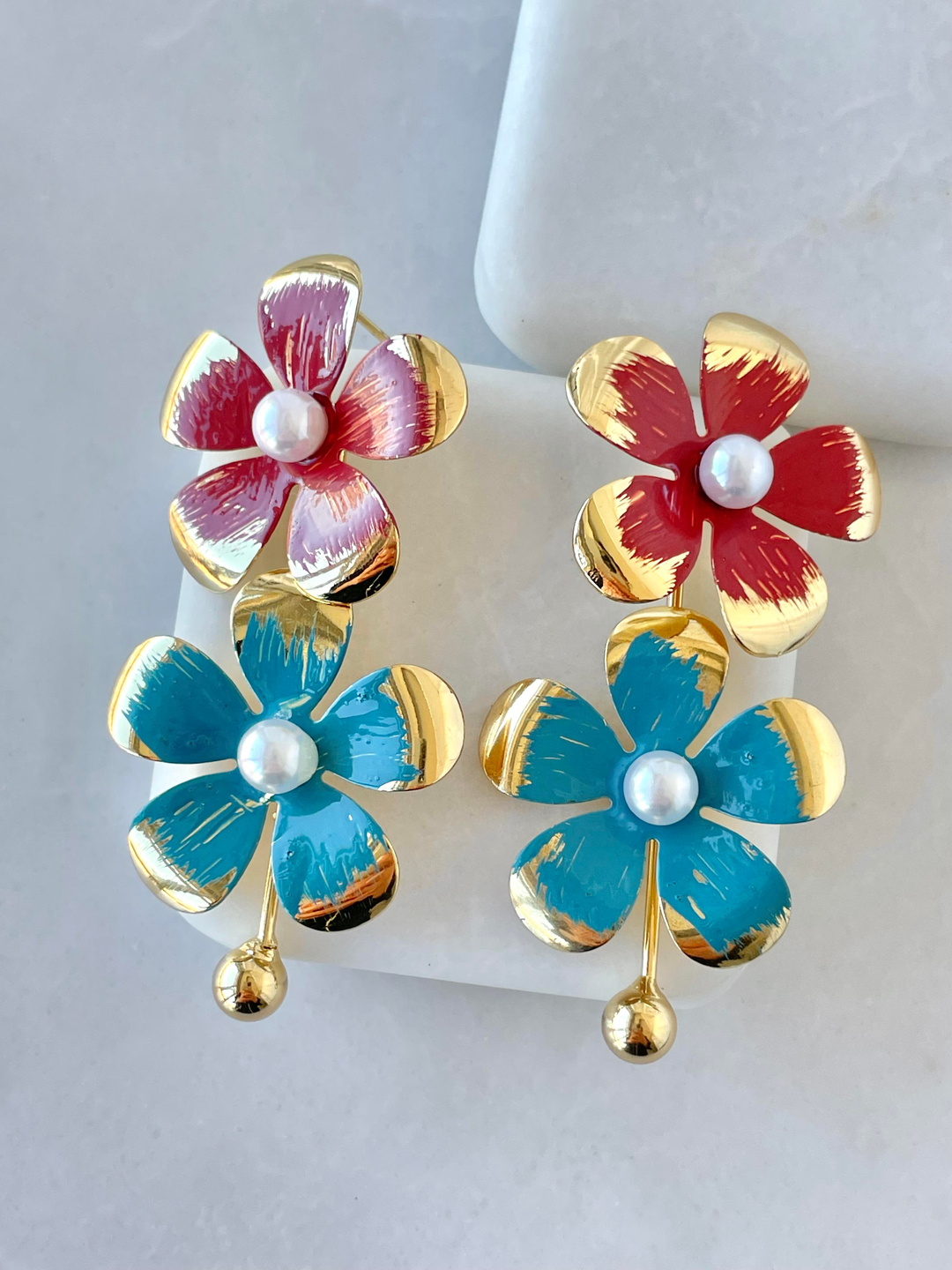 Altın Kaplama Renk Detaylı İkili Çiçek Küpe Pembe Gold