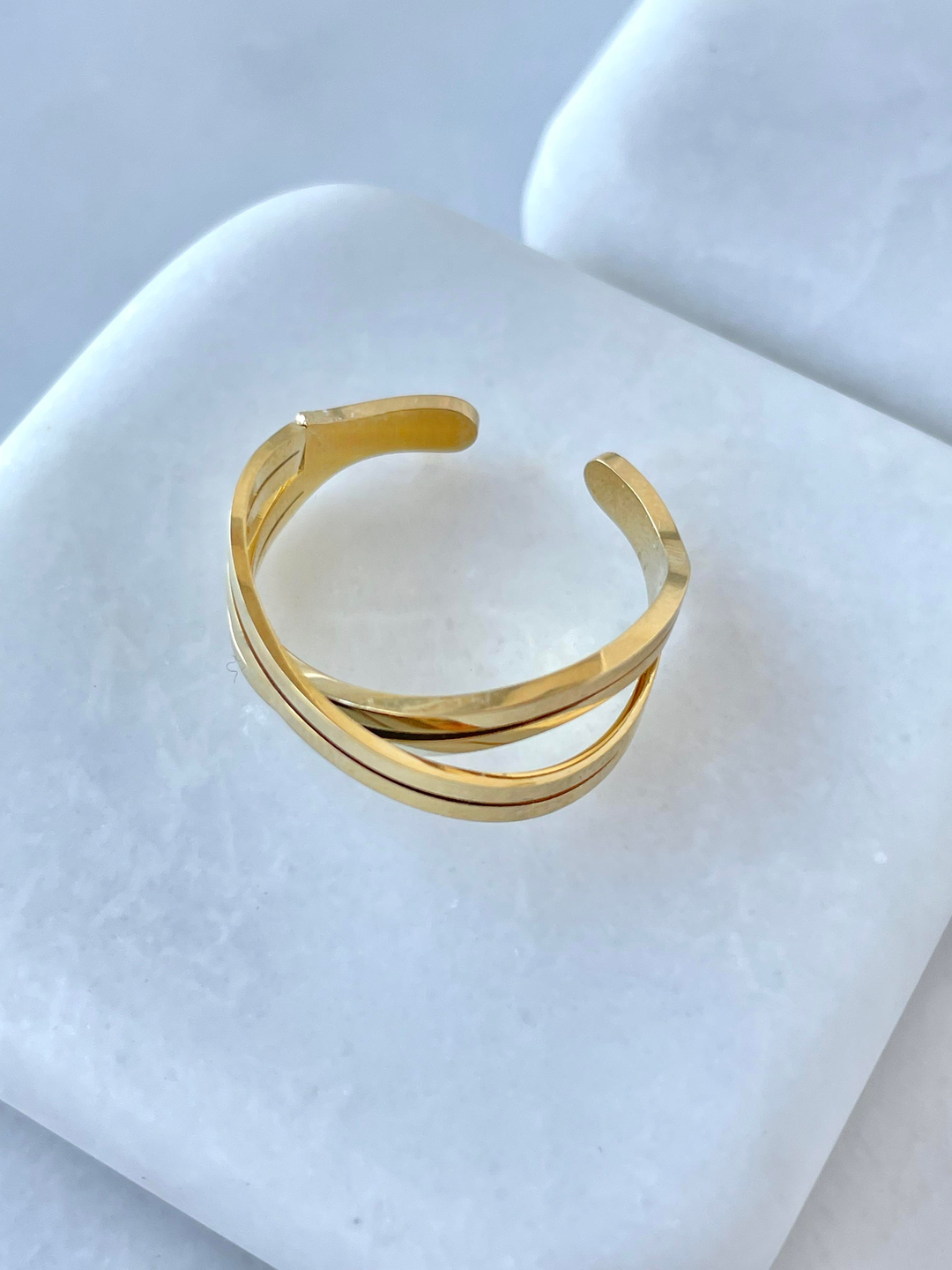 Çelik Dört Sıra Çapraz Yüzük Gold