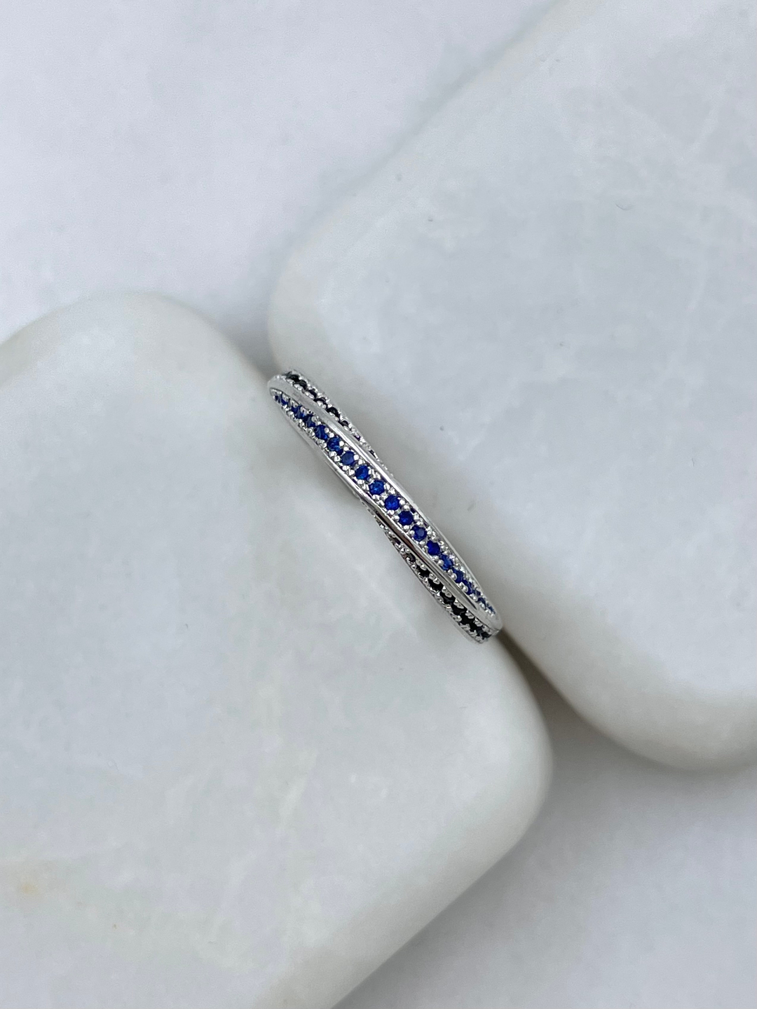 Altın Kaplama Renkli Gömme Taşlı Sarmal Yüzük Gümüş