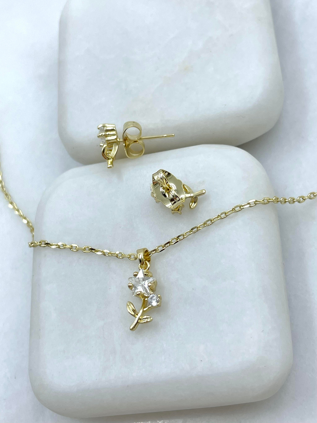 Özel Seri Kristal Taşlı Yapraklı Çiçek Kolye ve Küpe Seti Gold