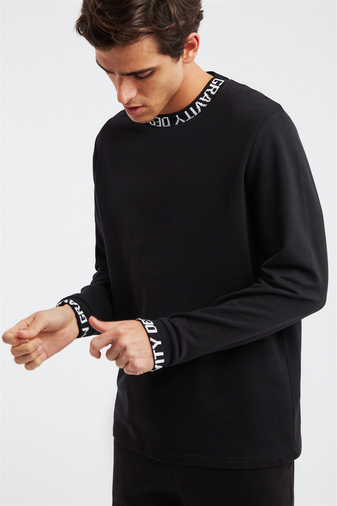ACE Erkek Siyah Baskılı Yuvarlak Yaka Comfort Fit Sweatshirt