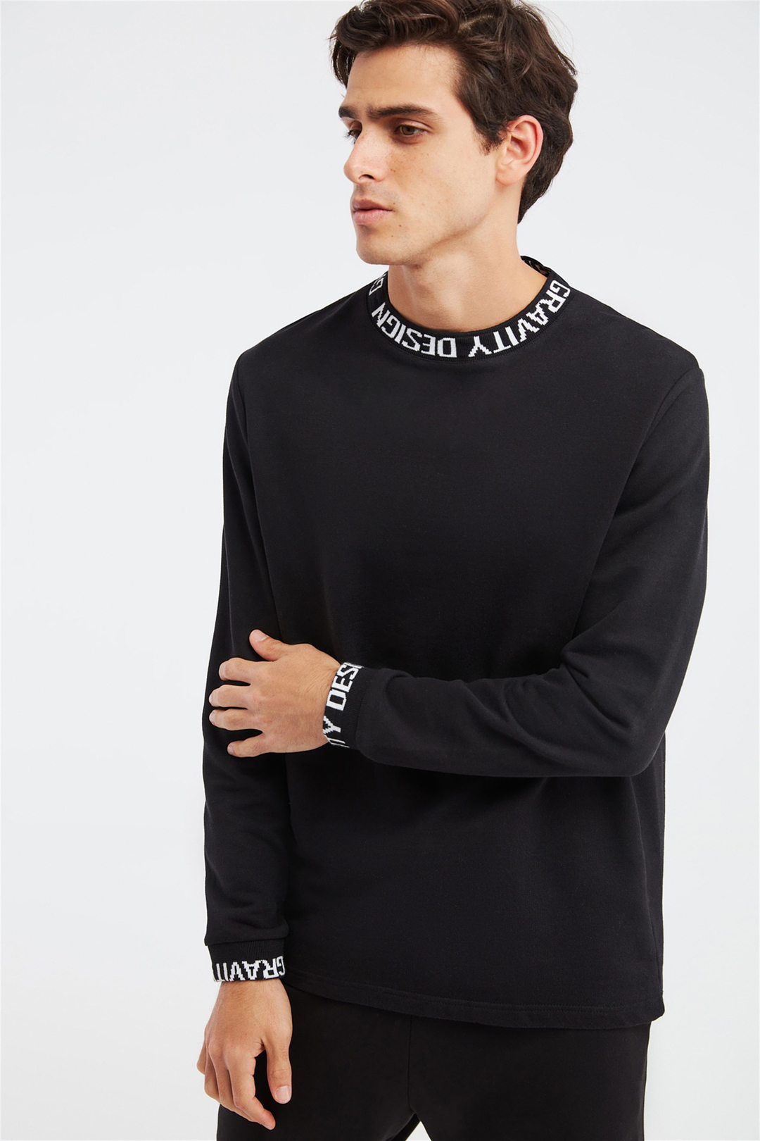 ACE Erkek Siyah Baskılı Yuvarlak Yaka Comfort Fit Sweatshirt