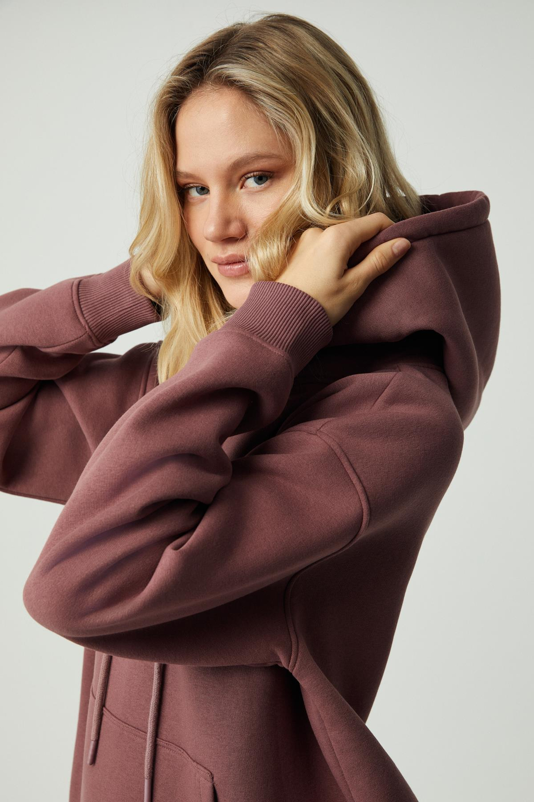 Adel Kadın Organik Pamuklu Içi Polarlı Yumuşacık Relaxed  Kanguru Cepli Kapüşonlu Mürdüm Sweatshirt