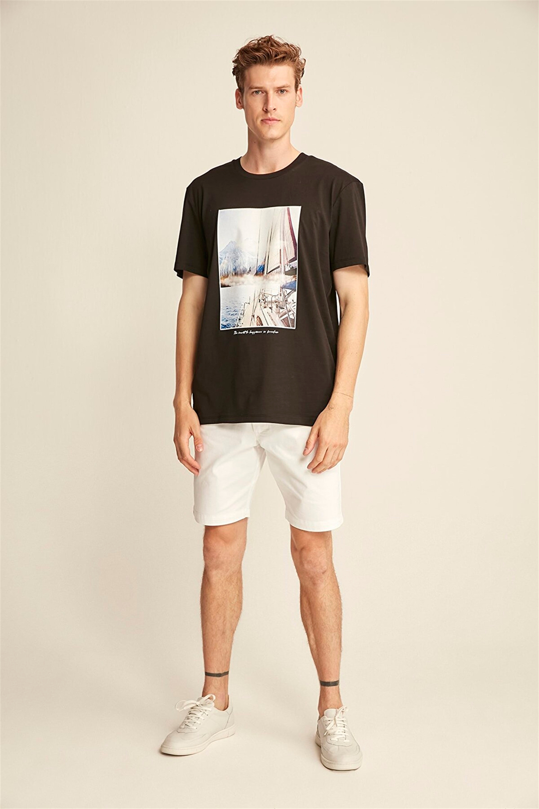 AMIR Erkek Siyah Baskılı Yuvarlak Yaka Comfort Fit T-Shirt