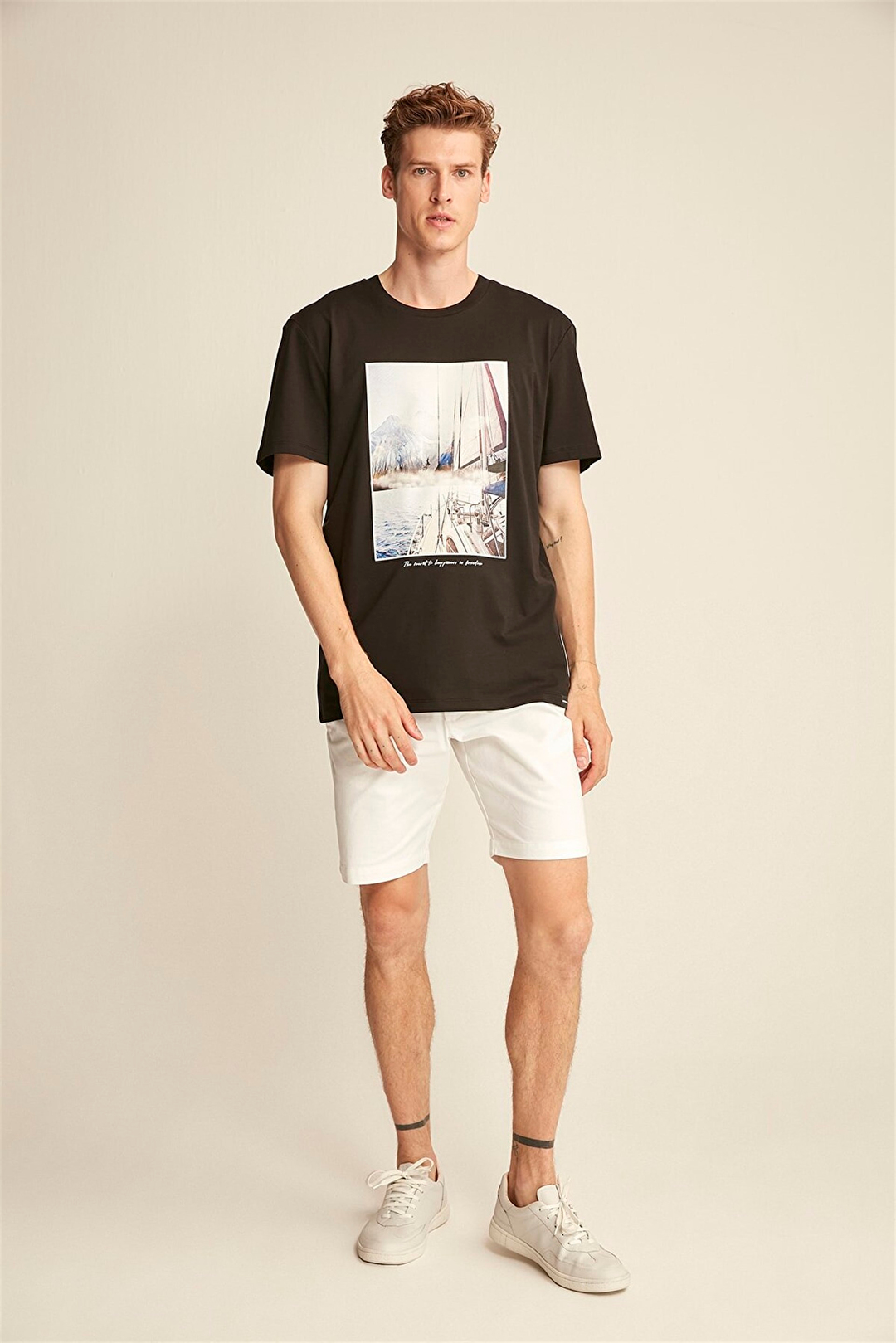 AMIR Erkek Siyah Baskılı Yuvarlak Yaka Comfort Fit T-Shirt