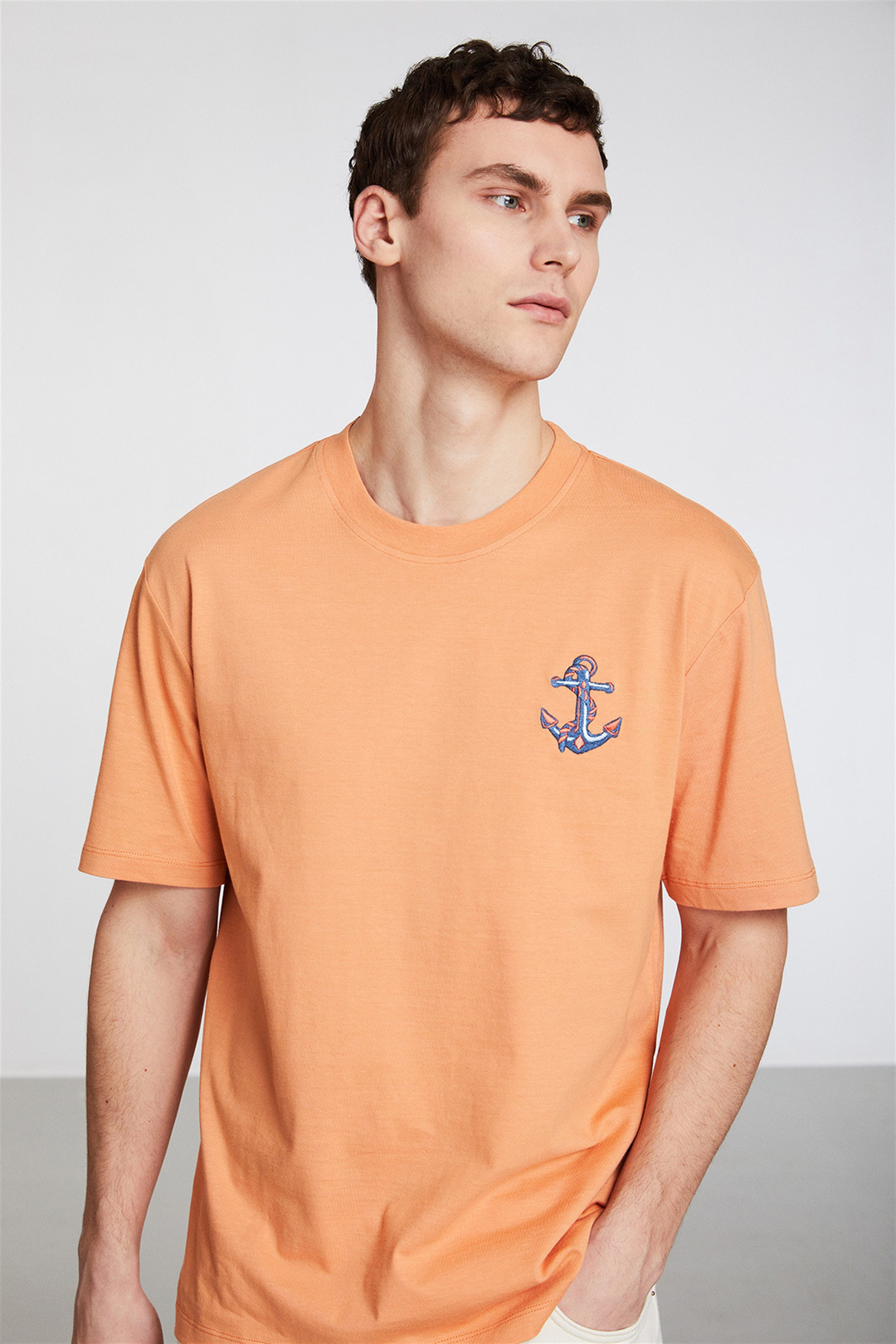 ANCHOR Erkek Somon Nakışlı-İşlemeli Yuvarlak Yaka Regular Fit T-Shirt