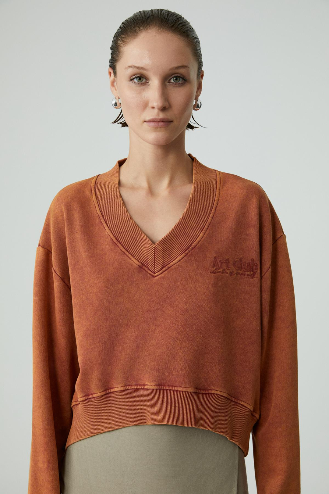 ANDREITA Kadın V Yakalı Asimetrik Oversize Turuncu Sweatshirt