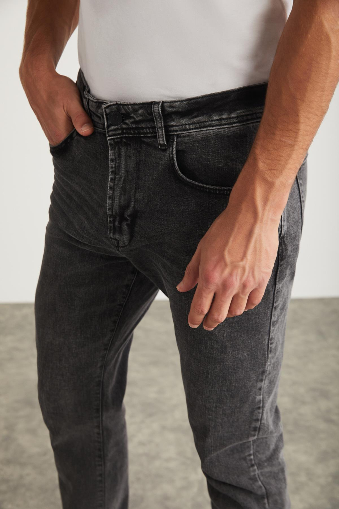 ANTONIA  Regular Gri Tekli Jeans