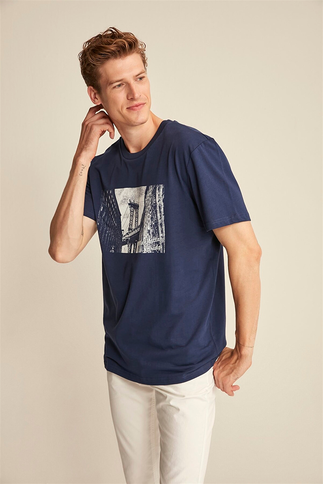 ASHTON Erkek Lacivert Baskılı Yuvarlak Yaka Comfort Fit T-Shirt